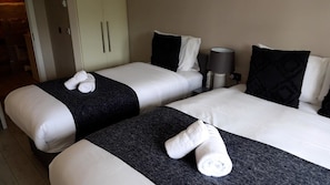 1 chambre, fer et planche Ă repasser, accĂšs Internet, draps fournis