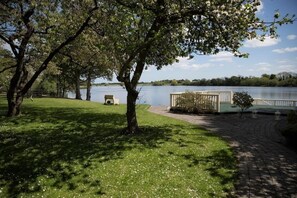 Property grounds - No. 2 The Barn at Alensgrove (Leixlip)