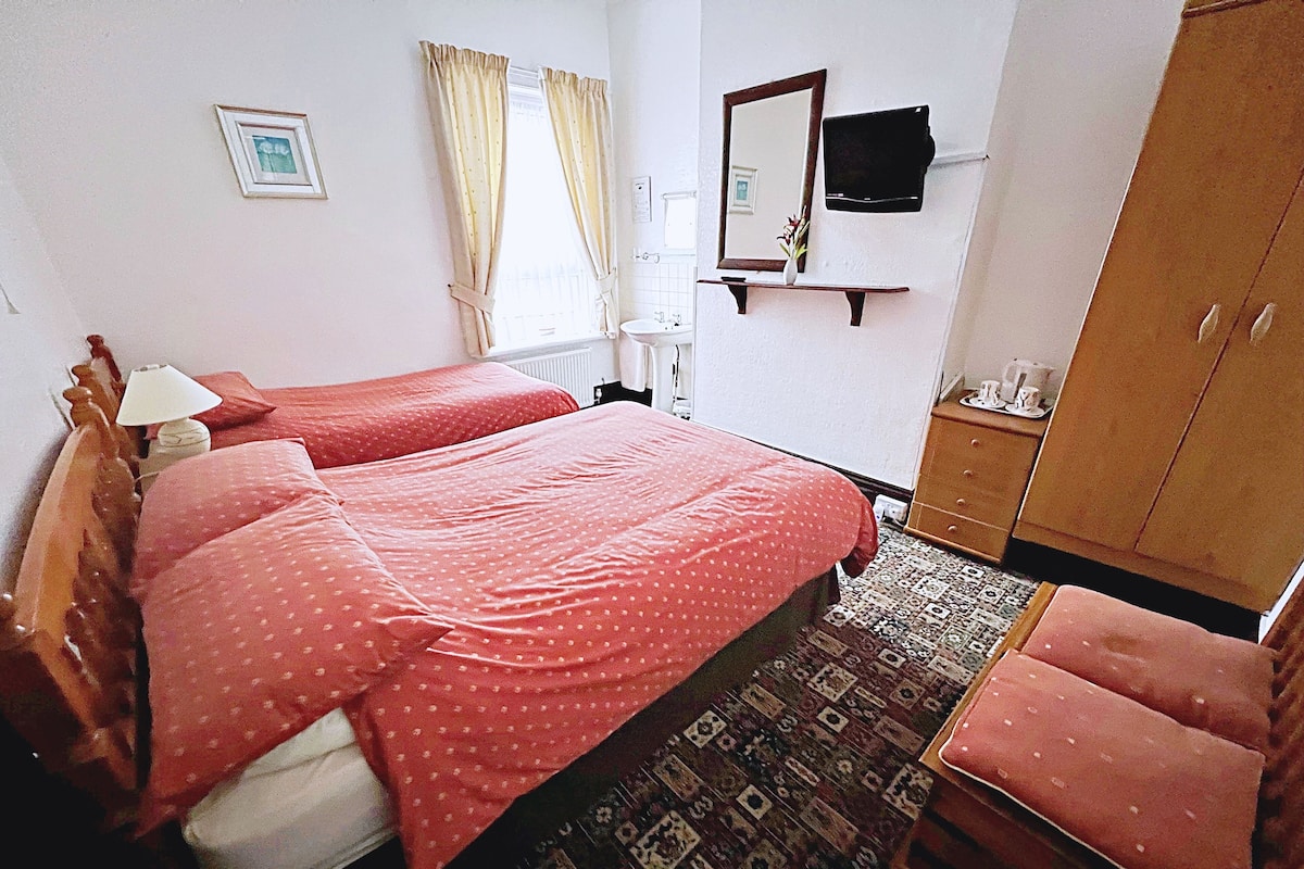 Chambre Double Deluxe | Wi-Fi gratuit, draps fournis