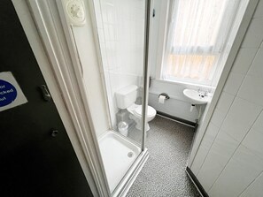 Salle de bain commune