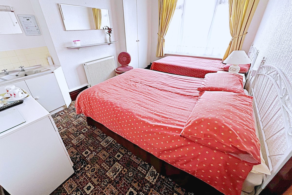 Chambre Double Deluxe | Wi-Fi gratuit, draps fournis