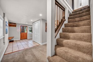 Interior - Alder Adventure | Truckee (Truckee)