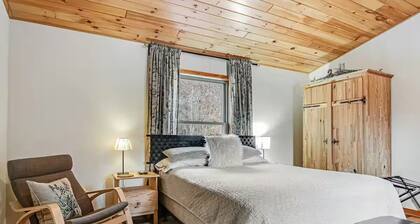 Romantic Luxe cabin in beautiful New Lisbon