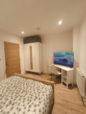 2 camere, ferro/asse da stiro, lenzuola