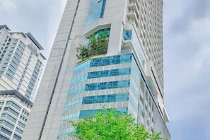 Unclassified image, 2 of 17, button - Lila Suite One Bukit Ceylon (Kuala Lumpur)