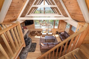 Smart-TV, peis og fotballspill