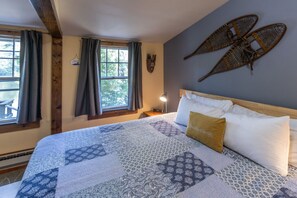 1 bedroom, desk, iron/ironing board, WiFi