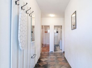 Ducha, secador de pelo, toallas