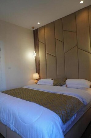 3 habitaciones, internet y ropa de cama 