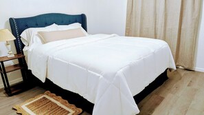 3 bedrooms, iron/ironing board, Internet, bed sheets