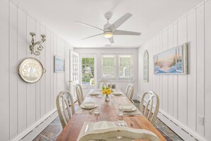 Dining - New Listing! Charming Ranch with Pond Access — Min. to Craigville Beach, Beach Parking Pass (Centerville)