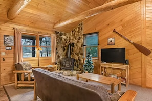 Fernseher, Kamin