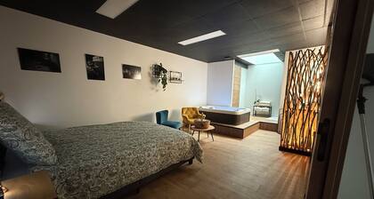 Château de Posset: Loft Anne-Marie, close to the 24 Hours of Le Mans racetrack