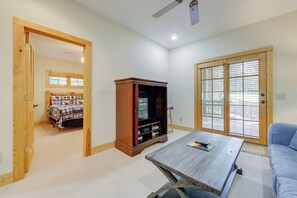 3 bedrooms, desk, iron/ironing board, Internet - Play Golf & Tennis: Family Escape in Cashiers! (Cashiers)