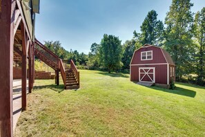 Property grounds - Near Trails & Live Music: Cozy Atlanta Apt! (Atlanta)