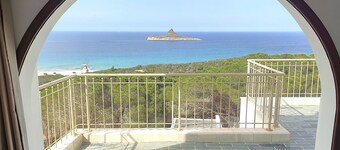 Peaceful escape, sunset & serenity