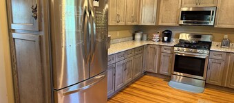 Spacious 5-bedroom cabin in enchanting LaFollette up on McCloud Mountain