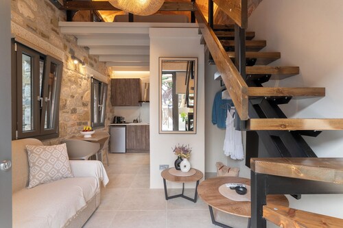 petra apartments No 3 Methoni Messinias