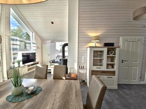 Ostsee Ferienhaus Lönneberga mit großen Garten im Ferienpark Holm