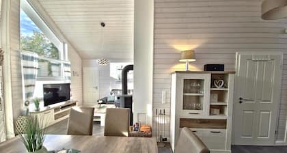 Ostsee Ferienhaus Lönneberga mit großen Garten im Ferienpark Holm