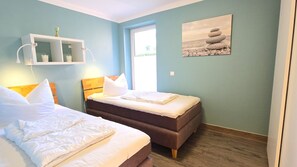 2 عدّة غرف نوم وسرير سفر وواي فاي مجانًا