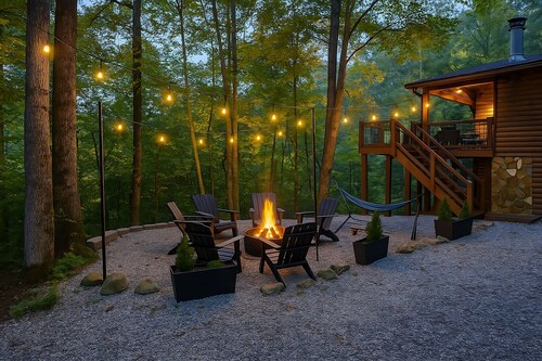 Smoky Mtn 3BR Cabin | Bryson City – Games & FirePit