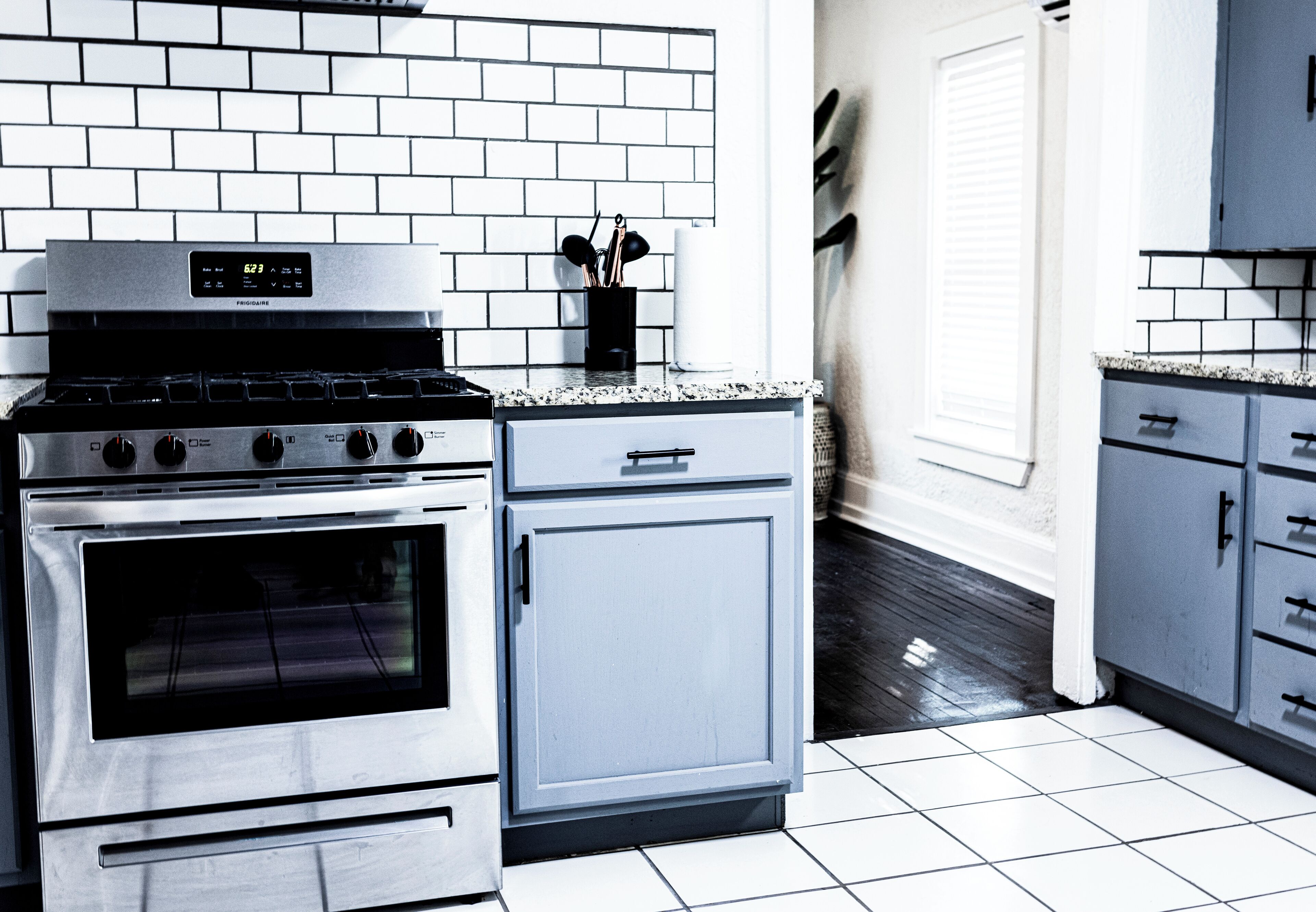 Mikrowelle, Ofen, Herdplatte, Geschirrspüler