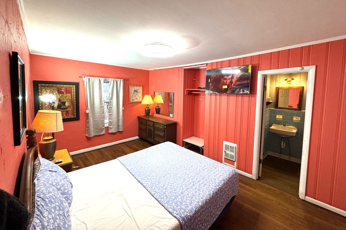 Economy Room | Free WiFi