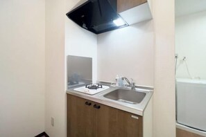 Room - Elegant House (Tokyo)