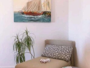 Appartement (Two-Bedroom Apartment With Sea View) | Salle de séjour