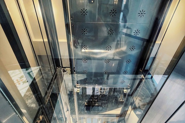 Elevator
