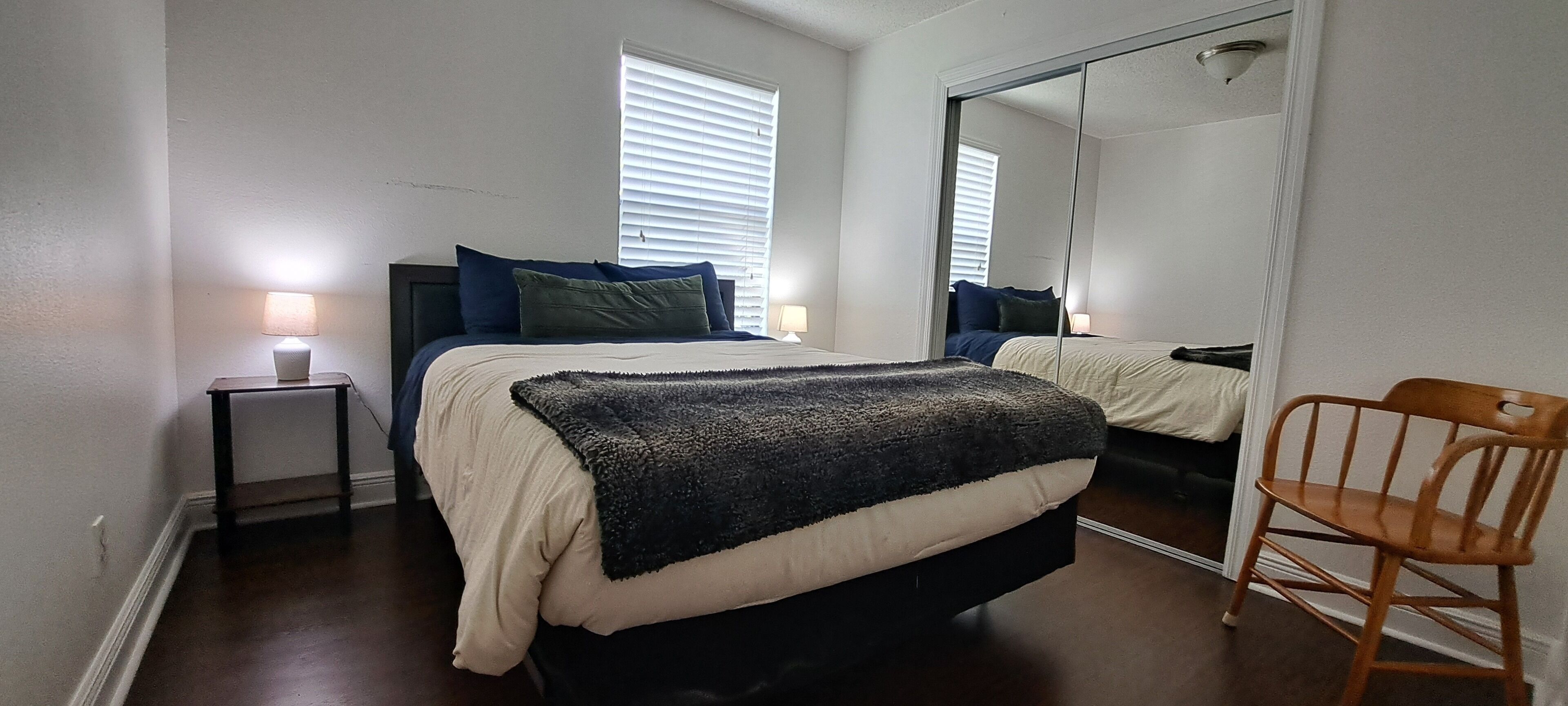 2 多间卧室、熨斗/熨衣板、免费 WiFi、床单