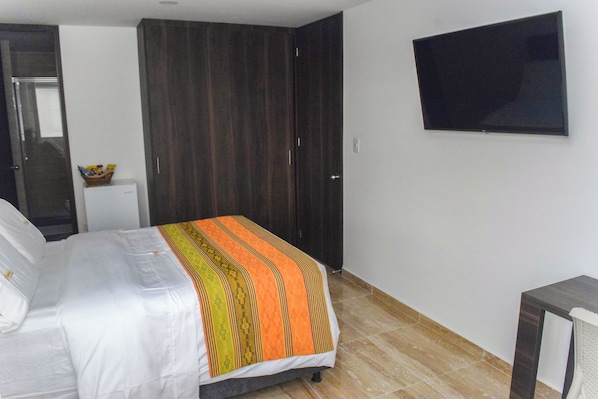 Quarto casal luxo | Wi-Fi de cortesia