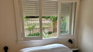 In-room safe, blackout curtains, free WiFi