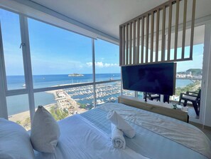 1 chambre, coffres-forts dans les chambres, fer et planche à repasser