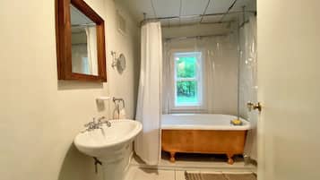 Hair dryer, towels, toilet paper
