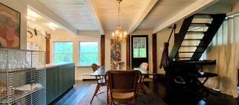 Charming 2-bedroom farm house in Preston-Potter Hollow