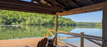 Lake Hickory cozy home