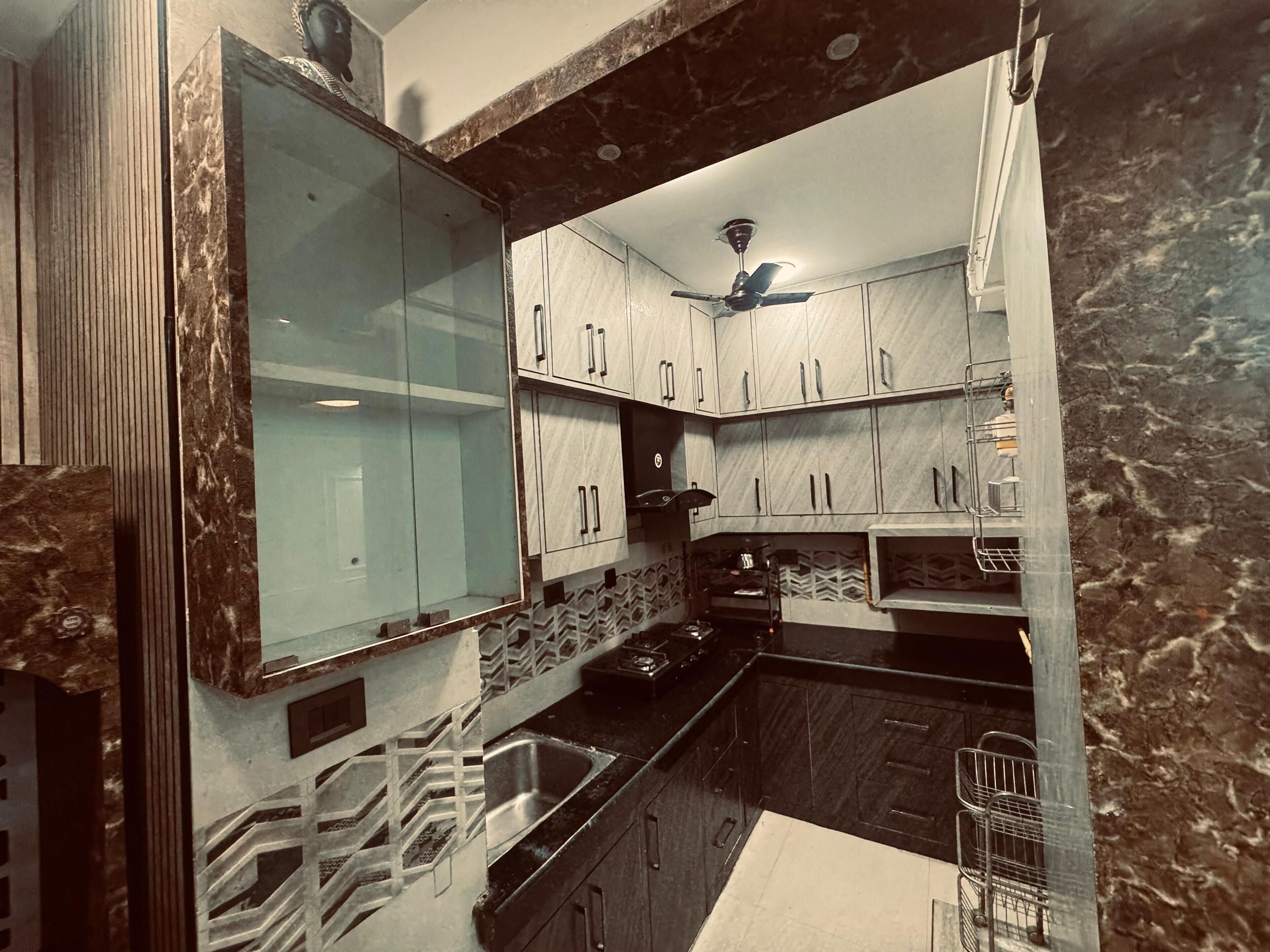 微波炉、烤箱、炉灶