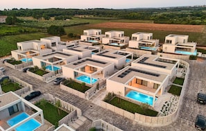 المنشأة من الخارج