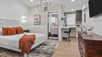 1 多间卧室、上网接入、床单