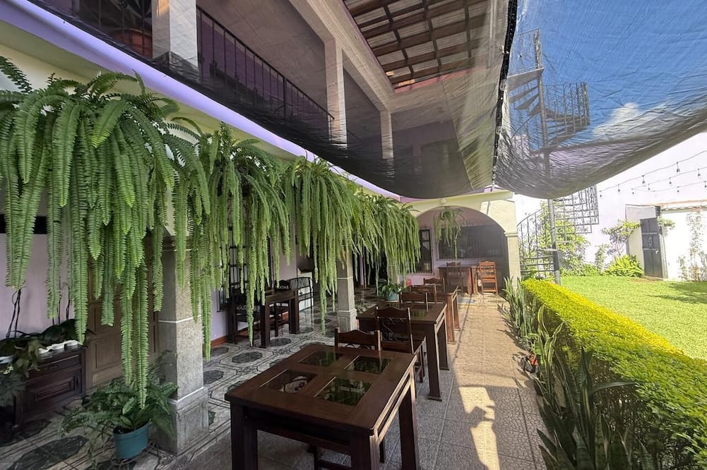 HOTEL QUINTA VISTA VERDE