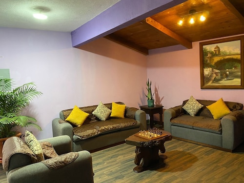HOTEL QUINTA VISTA VERDE