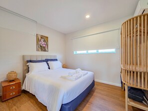 1 chambre, fer et planche à repasser, accès Internet, draps fournis