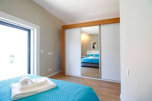 1 bedroom, iron/ironing board, Internet, bed sheets