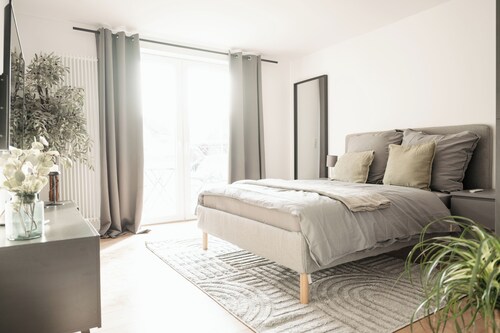 Elegantes Apartment mit Terrasse