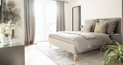 Elegantes Apartment mit Terrasse