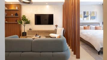 Deluxe Studio | Living area