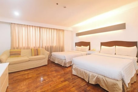 Room. Comfy Inn Manila Kalaw by RedDoorz