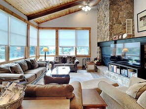 Casa (3 Bedrooms) | Servicio de la propiedad